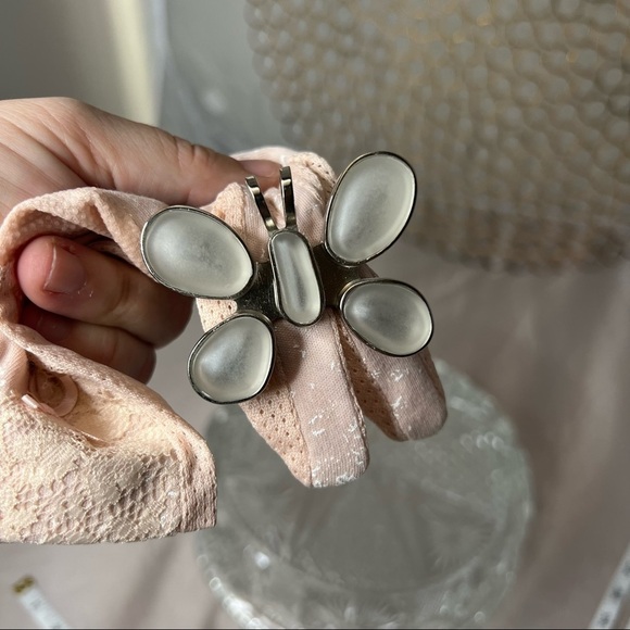 Rebecca Collins butterfly brooch clip pendant - Picture 3 of 15